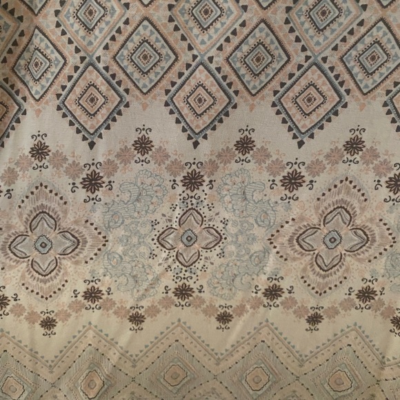 Torrid tank size 0 - Picture 4 of 6